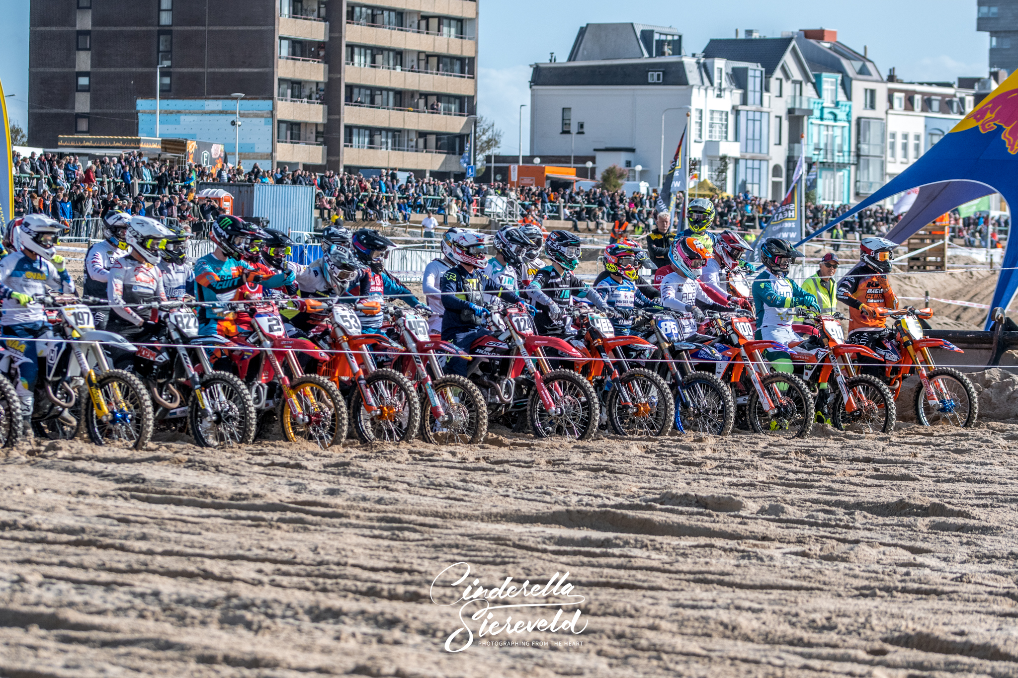 Inschrijving 37ste Autobedrijf Kluyfhout Strandcross  gesloten.